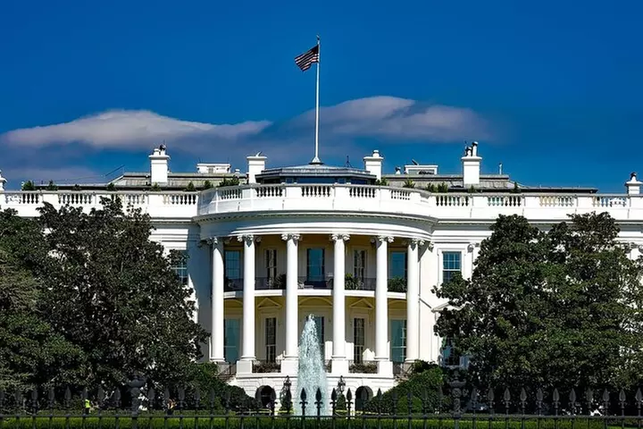 D.C.'s Hidden Observation Deck to Lincoln's Last Moments