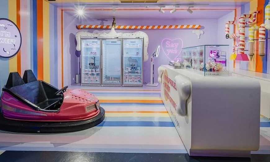 Image 2: Entrada al Museo del Espacio Dulce