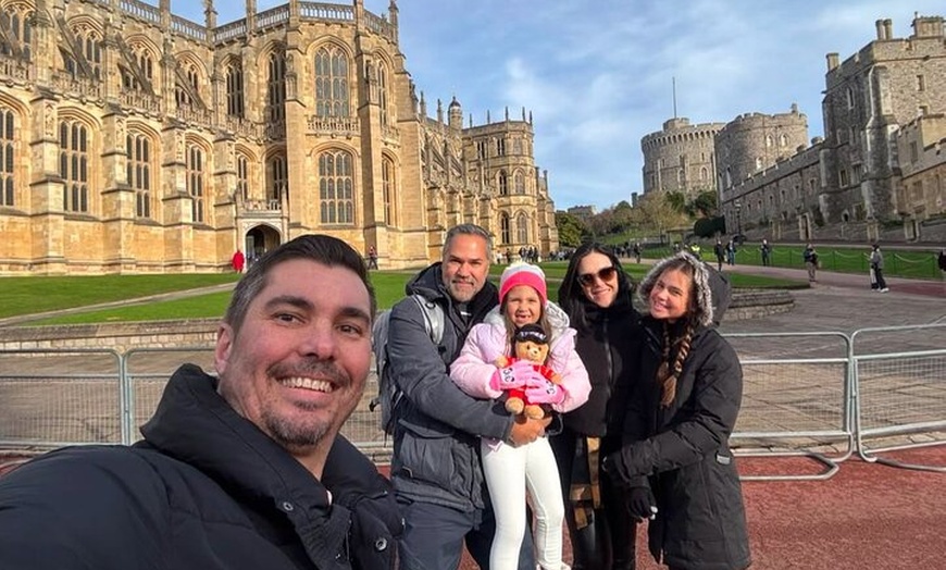 Image 6: Windsor Castle and Hampton Court Private Car with Driver Guide