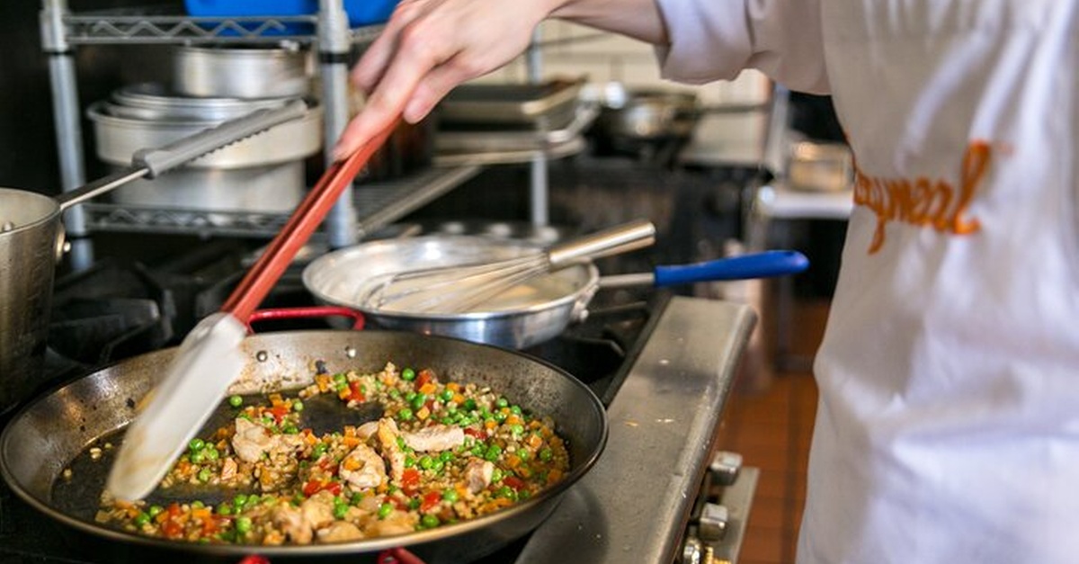 Clase de cocina de paella y tour por el mercado en Barcelona