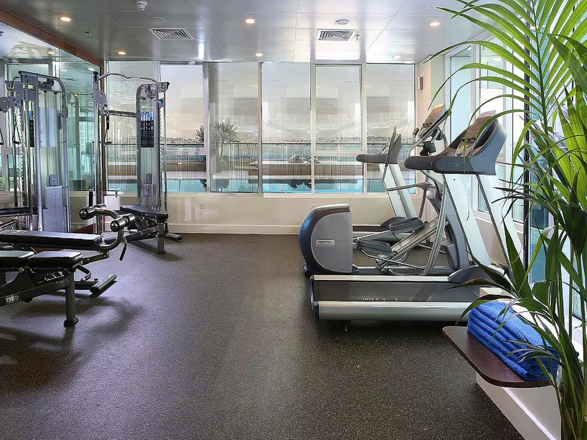 ✈ VEREINIGTE ARABISCHE EMIRATE | Dubai - Ramada by Wyndham Dubai Ba...