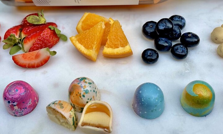 Image 2: Wine, Cheese & Chocolate Tasting Experience in Hunter Valley