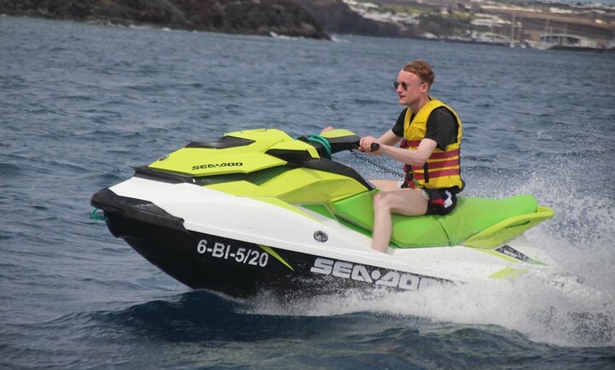 Image 5: Aventura en moto acuática de 20 minutos en Puerto del Carmen