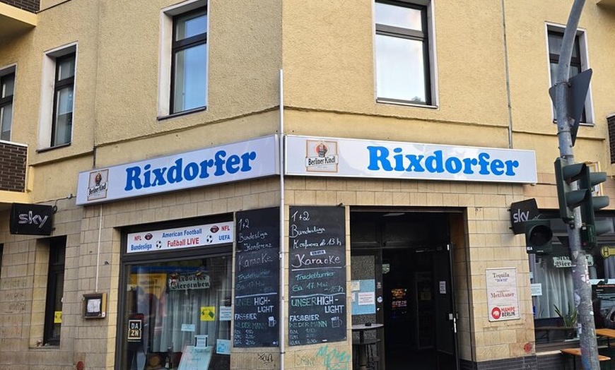 Image 45: Berlin VIP TOUR - Private Bus Tour inklusive Chauffeur und Guide