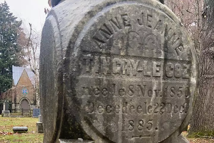 Macabre Ghost History of Portland, Oregon walking tour