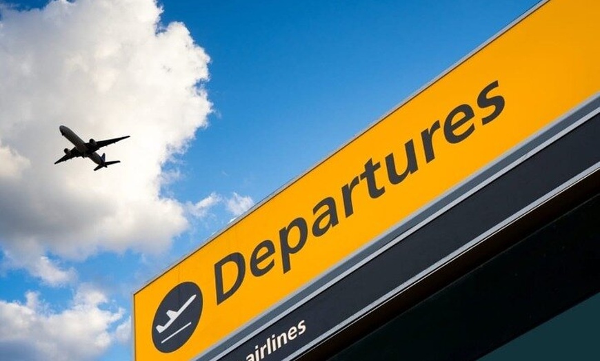 Image 3: Transfert Aéroport Paris CDG - Orly - Disneyland