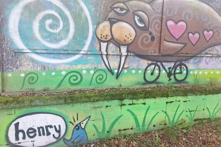 Henry Art Tours-Come See the Fun Side of Seattle Art/Pubs/History