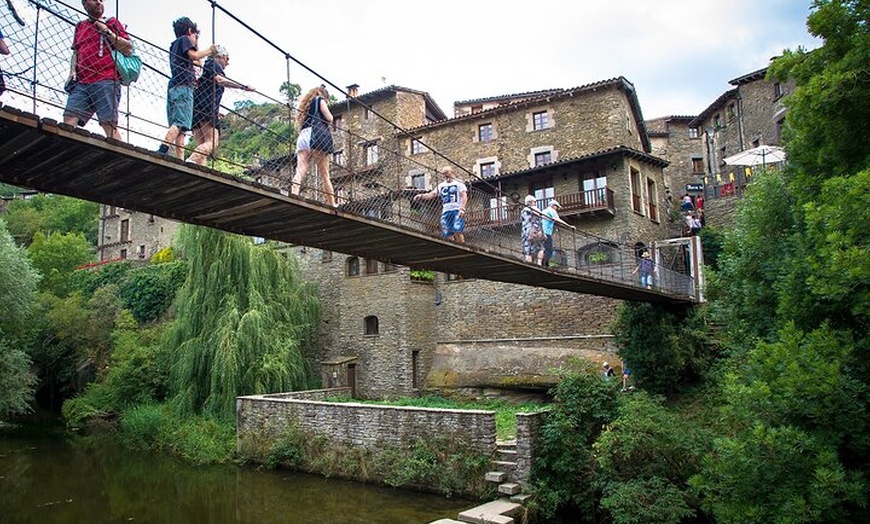 Image 4: Excursión privada de un día a tres pueblos medievales desde Barcelona