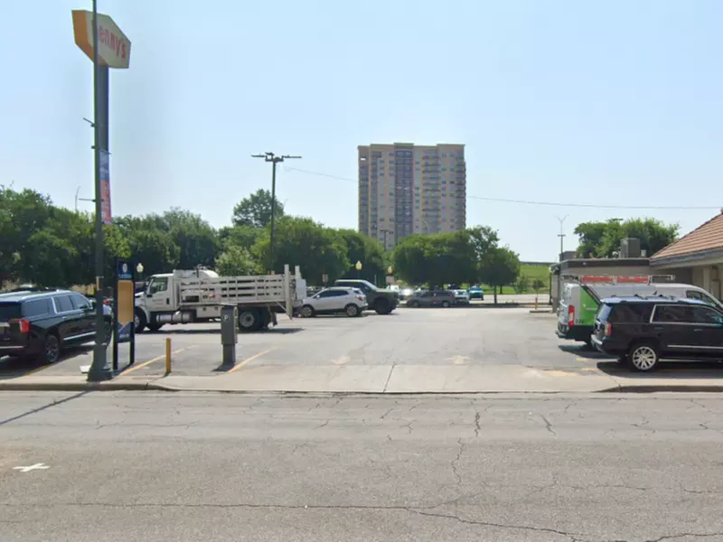 Parking at Lot 1725