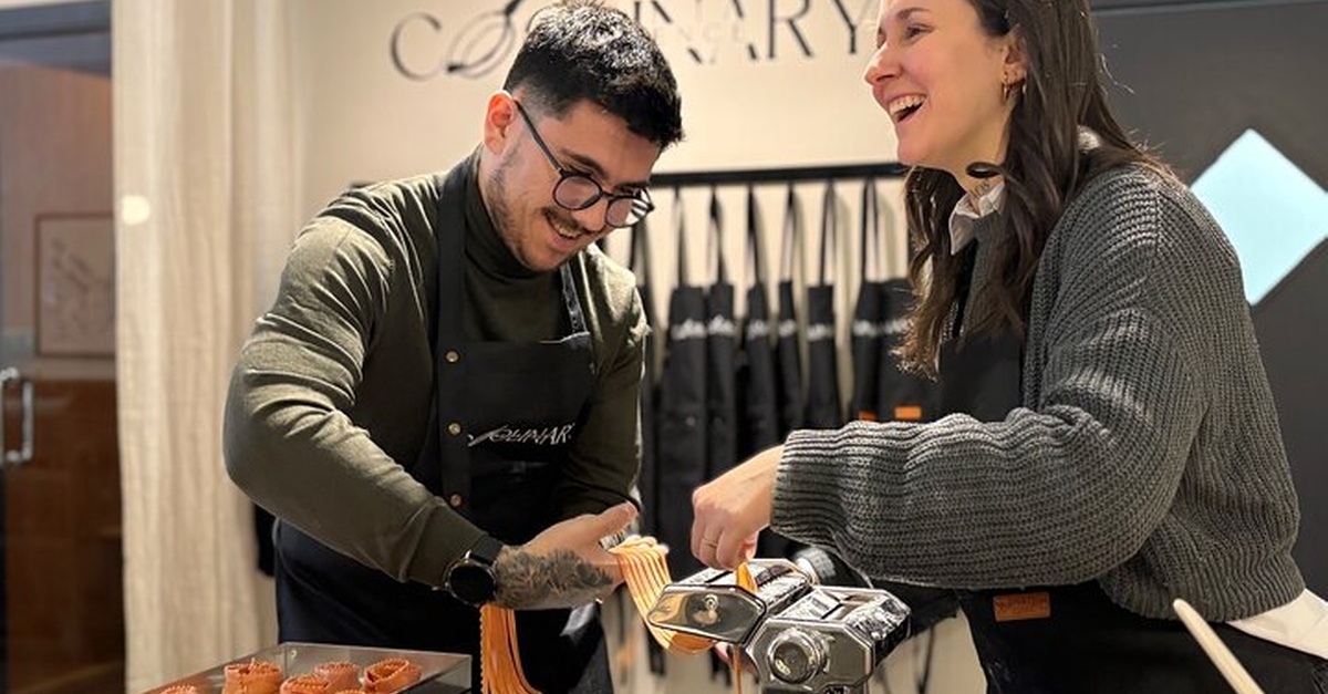 Taller de pasta fresca con comida en Valencia