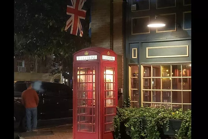 Creepy Crawl Night-Time Haunted Pub Walking Tour of Savannah's Hist...