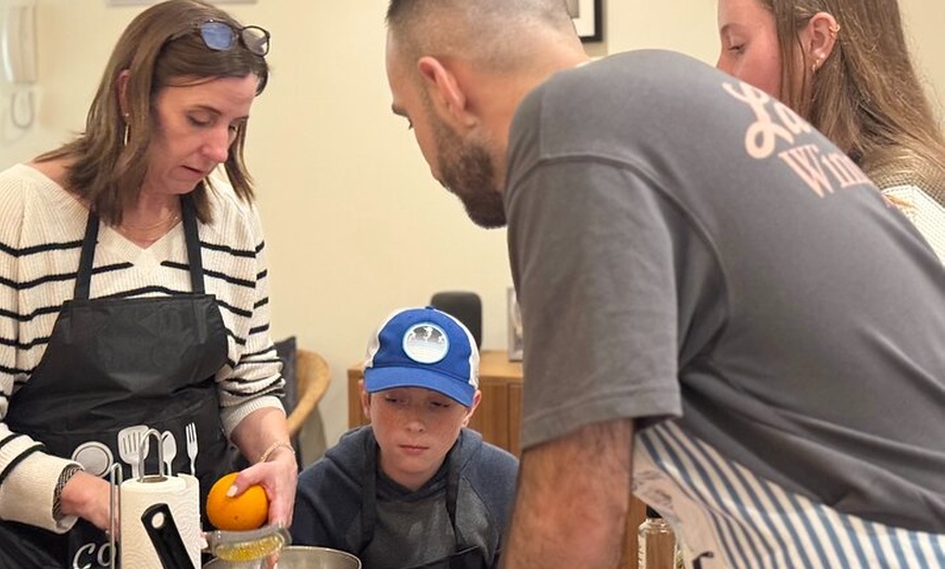 Image 3: Clase de Cocina de Chocolate y Churros en Madrid
