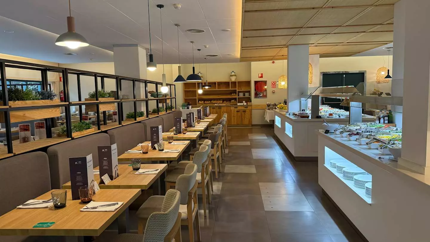 ✈ COSTA BRAVA | Lloret de Mar - Aqua Hotel Bertran Park 4*, 2 Nächt...