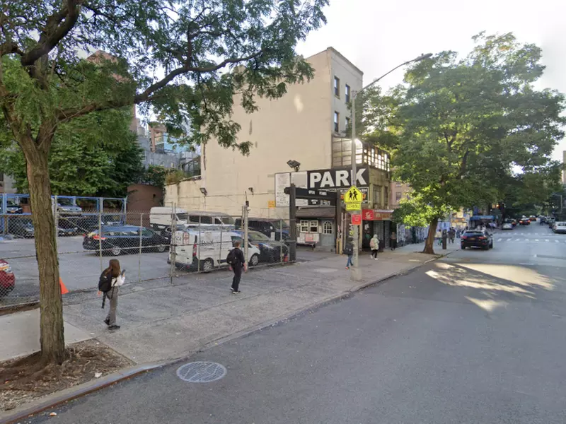 Parking at Park-it Management - 119 E. 28th St. Lot