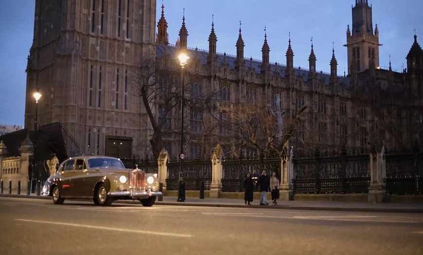 Image 2: London Tour in a Vintage Rolls Royce