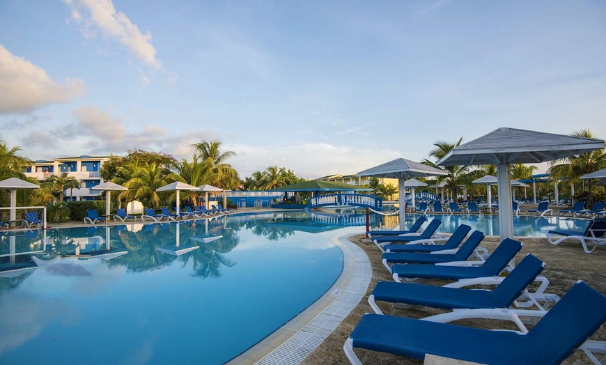 Image 1: ✈ CUBA | Cayo Coco - Hotel Playa Coco 4*, 5 nuit