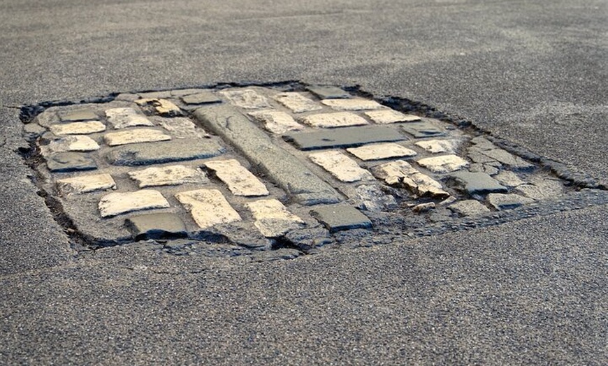 Image 8: 2 hour Christchurch Tales Oxford's Legacy of History and Fantasy