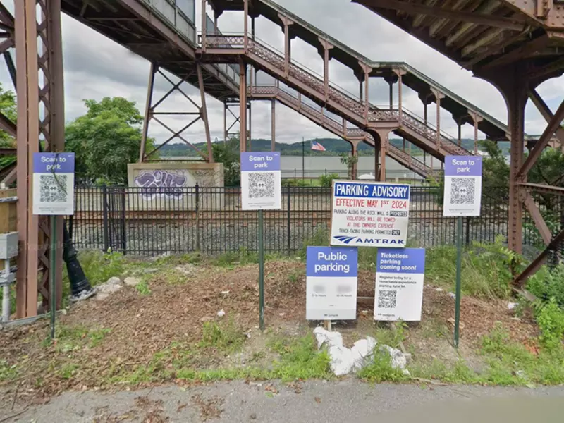 Parking at Amtrak Rhinecliff Lot
