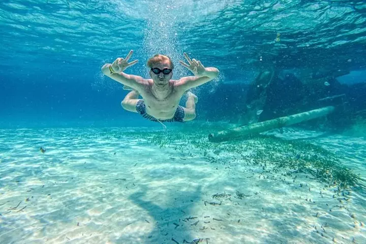 Tour to Isla Mujeres with Snorkeling