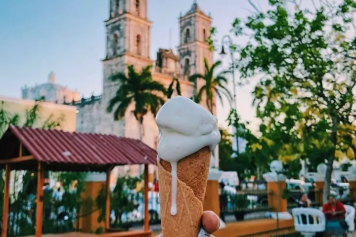 Chichen Itza Ruins, Cenote Ikkil & Hubiku, Valladolid and Buffet