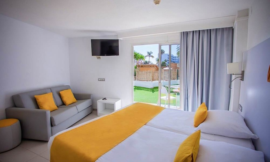 Image 25: ✈ GRAN CANARIA | Playa del Ingles - Hotel Servatur Waikiki 3* - Śni...