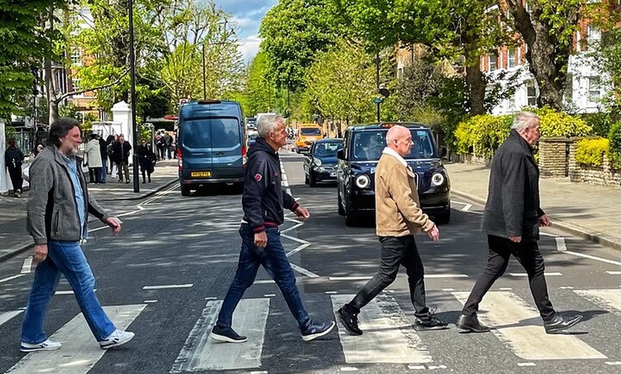 Image 5: The Beatles in London Taxi Tour