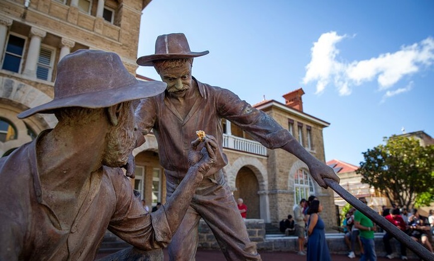 Image 4: The Perth Mint Gold Tour