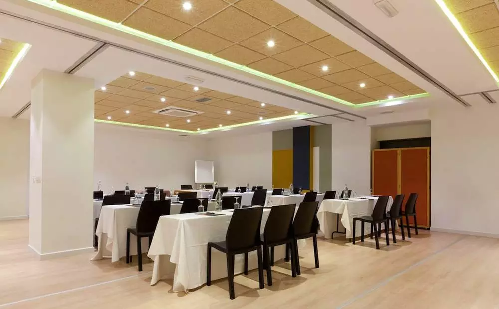 ✈ HISZPANIA | Madryt - Senator Barajas Hotel 4*, 2 nocy - City break