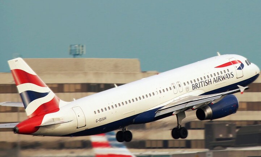 Image 6: Transfer To or From London Heathrow Airport to Manchester-One way