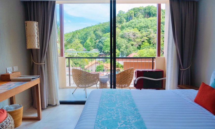 Image 13: ✈ THAÏLANDE DU SUD | Phuket - Bandara Beach Resort Phuket 4* - Bord...