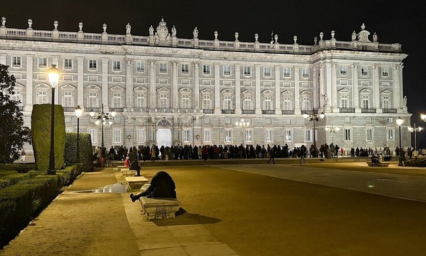 Image 20: Visita guiada a pie exclusiva guiada por la Ciudad Vieja de Madrid