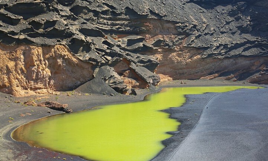 Image 6: Tour Privado Lanzarote : Volcanes, Cuevas & Maravillas Costeras