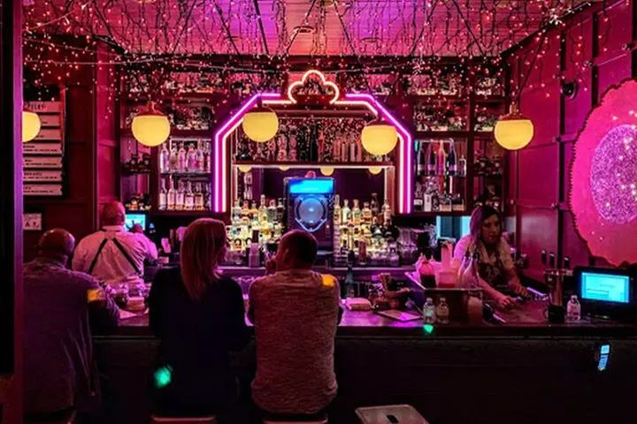Must-See Spots Vegas Strip Walking Tour