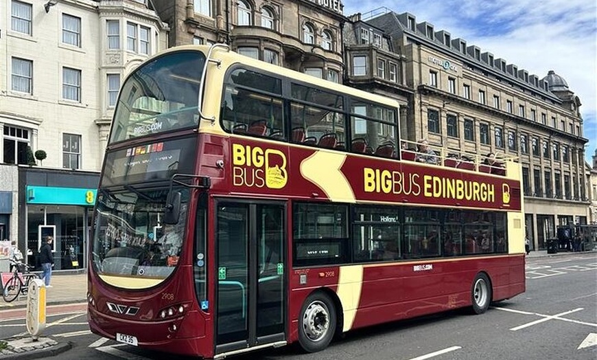 Image 5: Big Bus Edinburgh Hop-on Hop-off Sightseeing Tour by Open-Top Bus