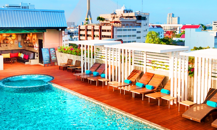 Image 1: ✈ MIDDEN VAN THAILAND | Bangkok - Nouvo City 4*, 5 nachten - City b...