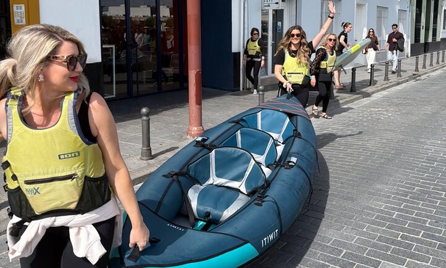 Image 2: Alquiler de Kayak en Sevilla Descubre la Ciudad desde el Río
