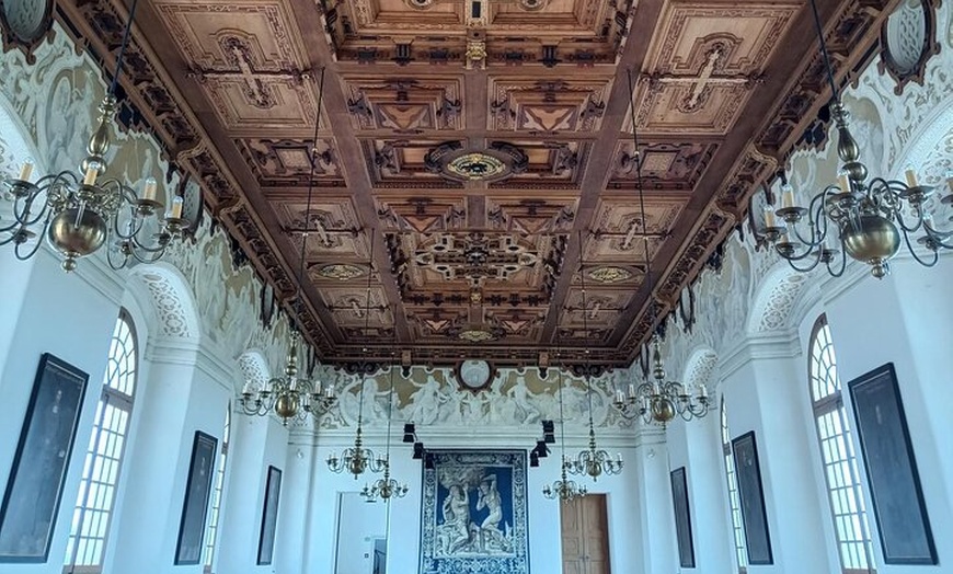 Image 2: Private historische Stadtführung mit Schlossbesuch in Dachau