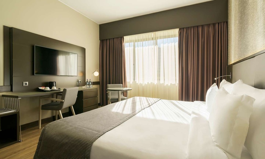 Image 50: ✈ PORTUGAL | Lisbon - HF Fenix Garden 3*, 2 nights - City break