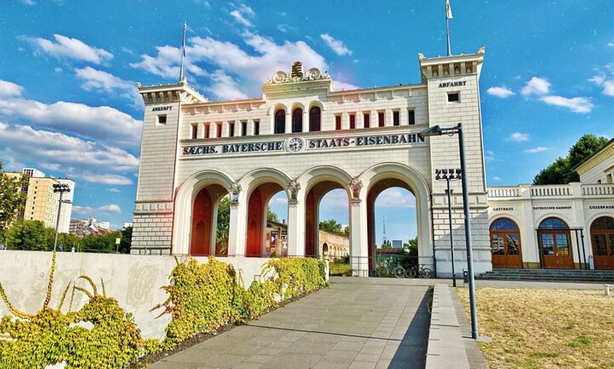 Image 2: Leipzig: Segway-Tour bis zum Völkerschlachtdenkmal (& viel mehr)