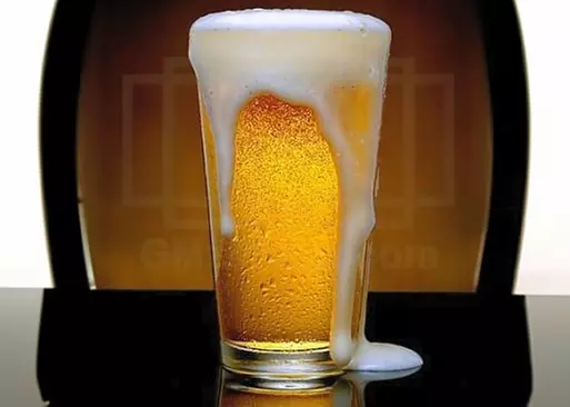 5% Cash Back at The Well Bar