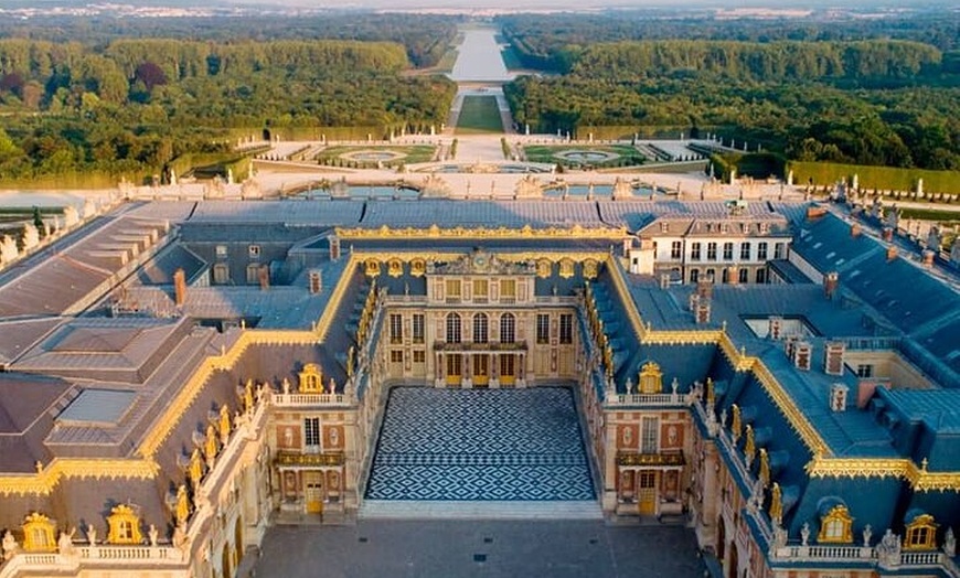 Image 7: Château de Versailles et jardins avec prise en charge à l'hôtel et ...