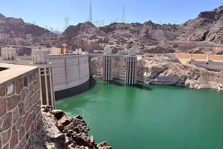 Grand Canyon West, Hoover Dam, 7 Magic Mountains Small Group Tour