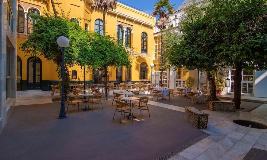 Image 9: ✈ SPANJE | Sevilla - San Gil 4*, 2 nachten - City break