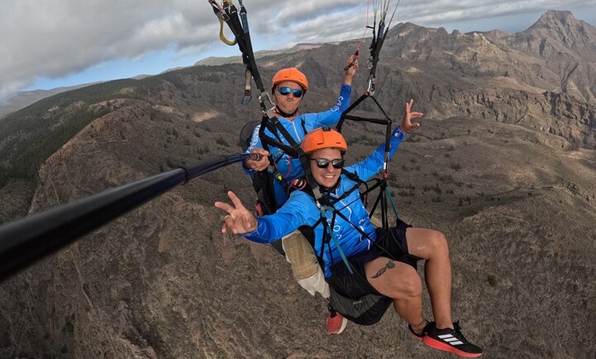 Image 7: Vuelo en Tandem en Parapente en Tenerife Sur ¡HOLA!