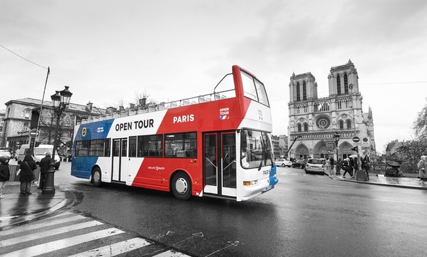 Image 4: Tour de Paris en bus avec croisière sur la Seine