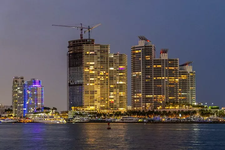 Miami Twilight Skyline Cruise