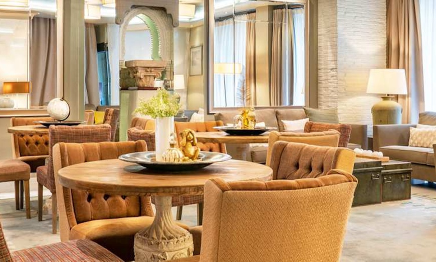 Image 1: ✈ ANDALUSIË | - Vincci Albayzin 4*, 3 nachten - City break