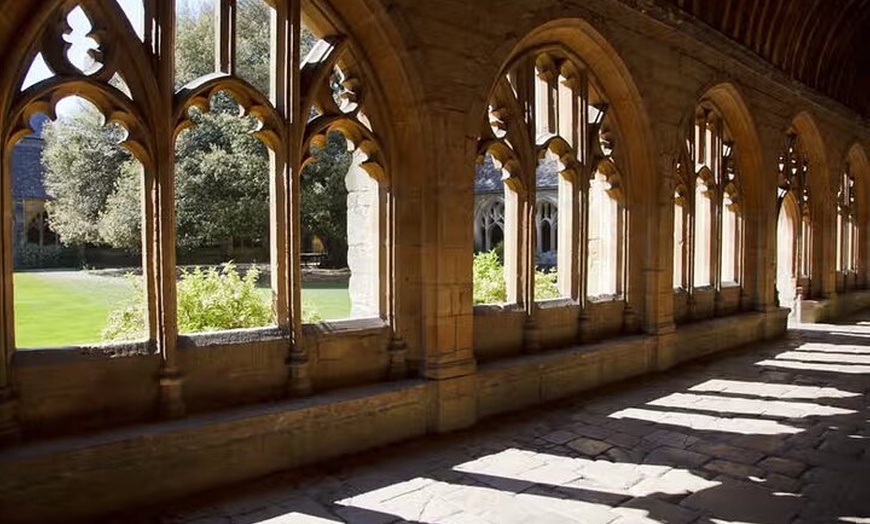 Image 5: Oxford: Harry Potter Tour with Hogwarts Student Guide