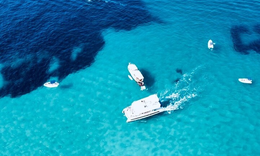 Image 9: Palma Mallorca Paseo en barco de lujo con todo incluido | Sup and S...
