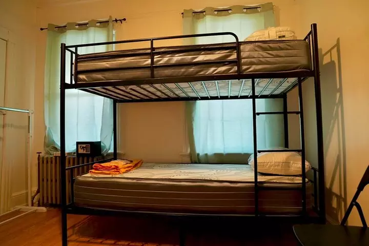 New York City Tour with Bed and Breakfast - Primary Image